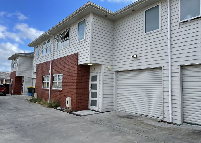  at 2/53 May St, Hamilton East, Hamilton, Waikato