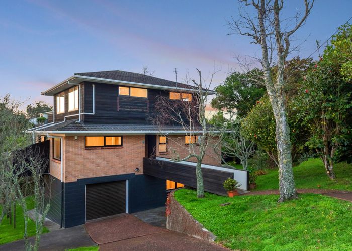  at 5 Island Bay Road, Beach Haven, North Shore City, Auckland