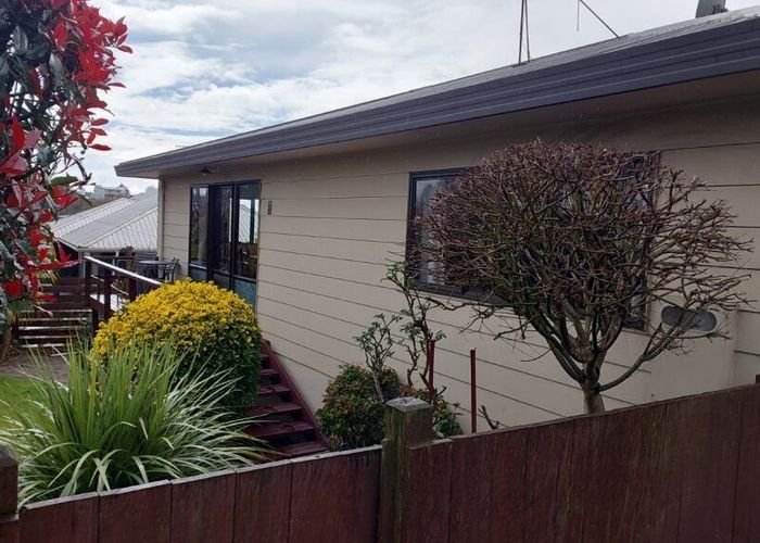  at 33 Bellevue Road, Brookfield, Tauranga, Bay Of Plenty