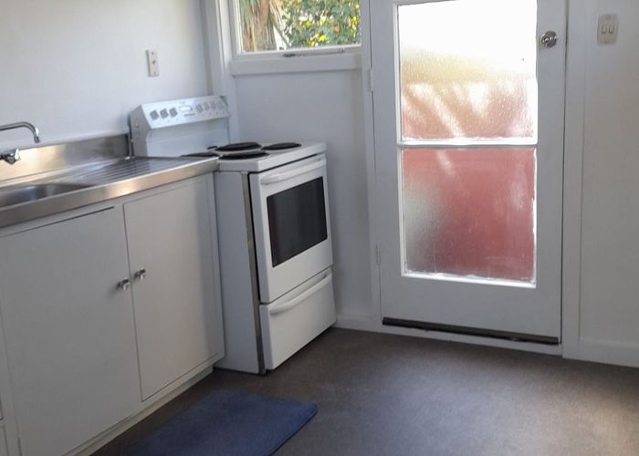  at 11 Hassals Lane, Waltham, Christchurch City, Canterbury