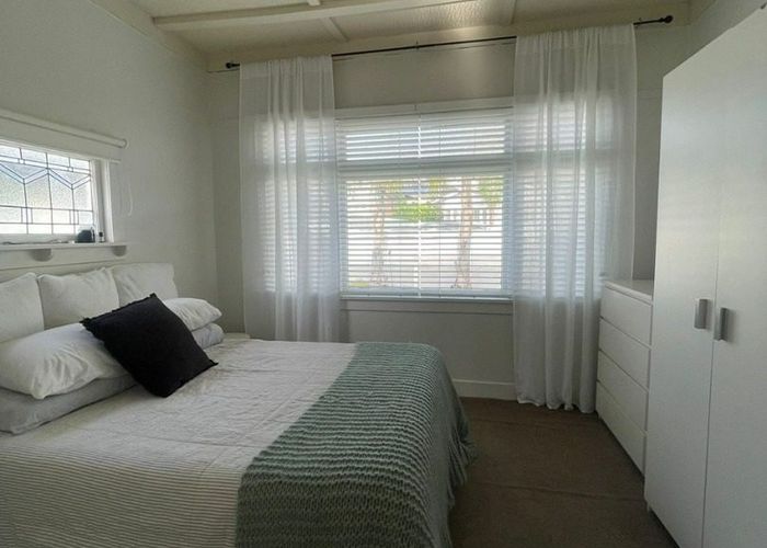  at 2/11 Farrar Street , Grey Lynn, Auckland City, Auckland