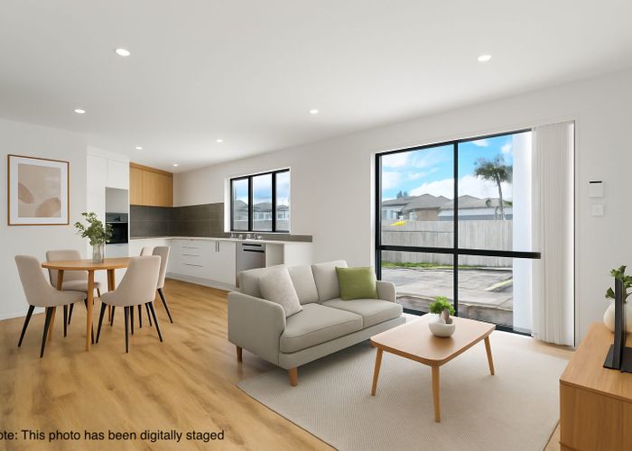  at 1/25 Vodanovich Road, Te Atatu South, Waitakere City, Auckland