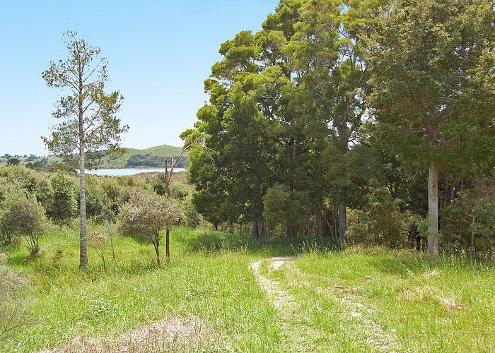  at 138 Rangiora Road, Kaiwaka