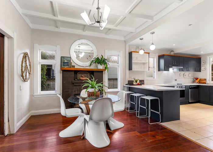  at 37 Fowlds Avenue, Sandringham, Auckland City, Auckland