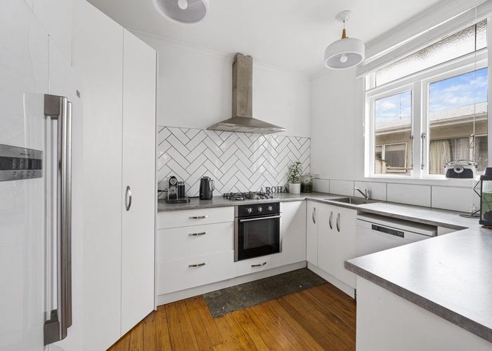  at 412a Gloucester Street, Taradale, Napier, Hawke's Bay