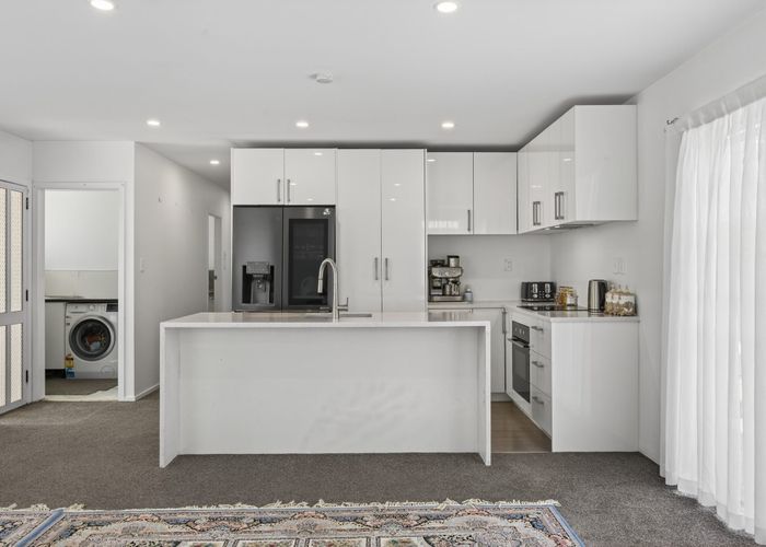  at 2/47 Larne Avenue, Pakuranga Heights, Manukau City, Auckland