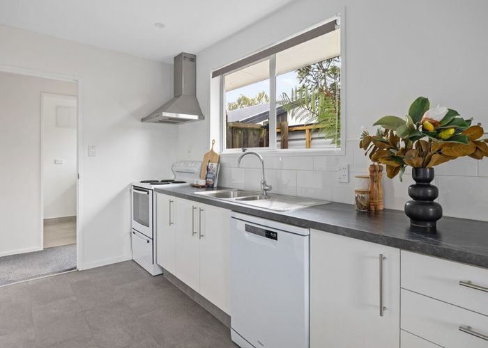  at 25 Dunbarton Street, Redwood, Christchurch City, Canterbury