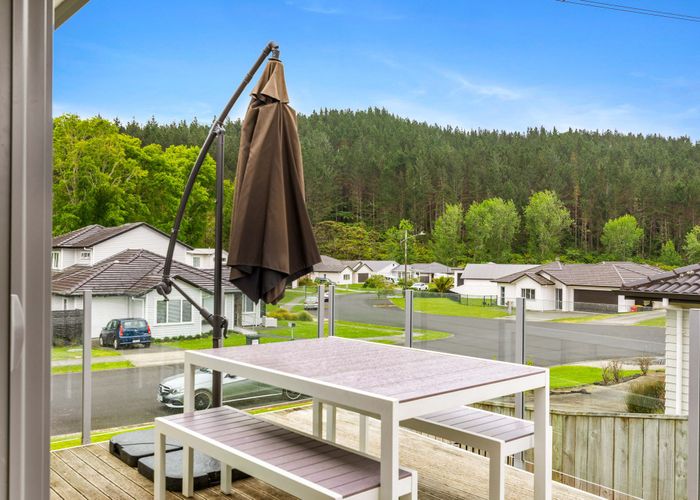  at 30 Wautaiti Drive, Riverhead, Riverhead