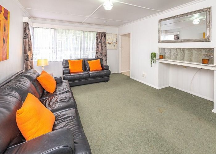  at 9 Swiss Avenue, Gonville, Whanganui