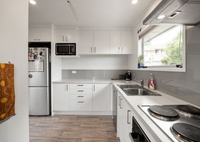  at 2 Wattle Place, Chartwell, Hamilton, Waikato