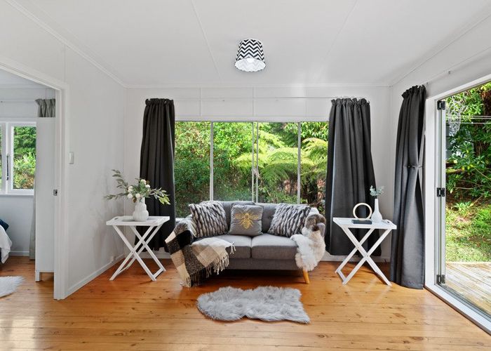  at 13 Kennedy Road, Surfdale, Waiheke Island, Auckland