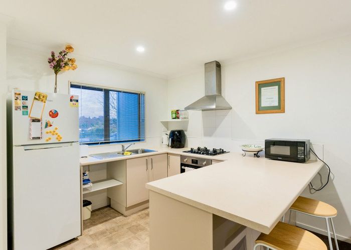  at 22 Whakawhiti Loop, Avondale, Auckland