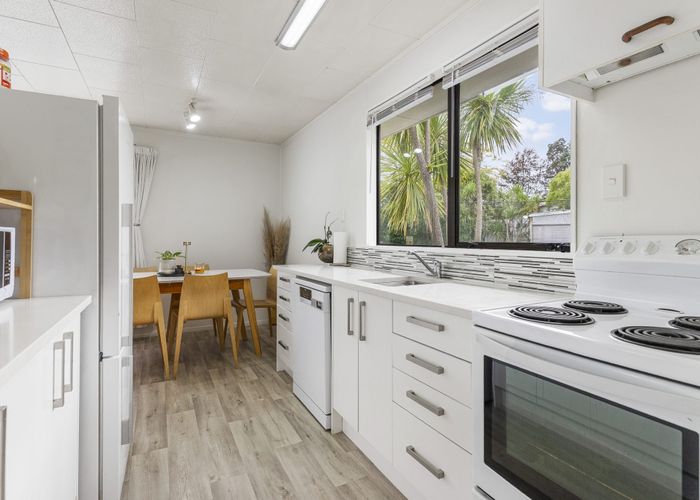  at 54 Woodglen Road, Glen Eden, Waitakere City, Auckland