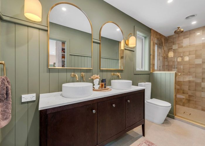  at 59A Bradbury Road, Botany Downs, Auckland