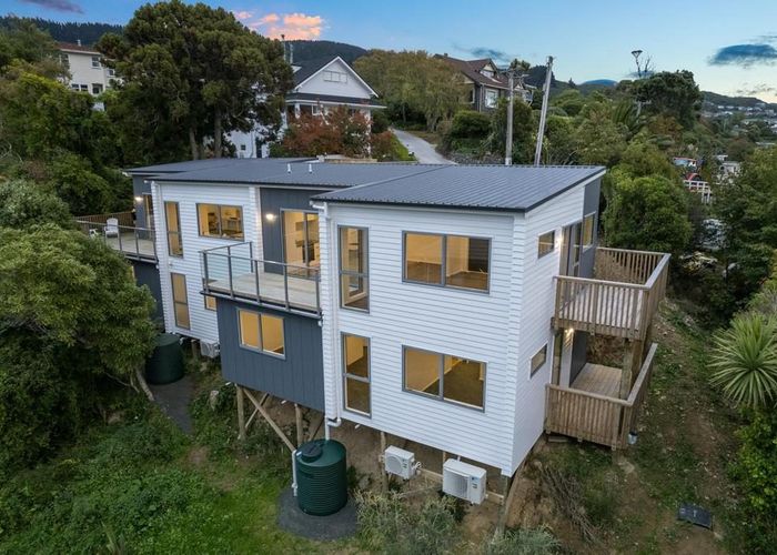  at 10A Rewa Terrace, Tawa, Wellington