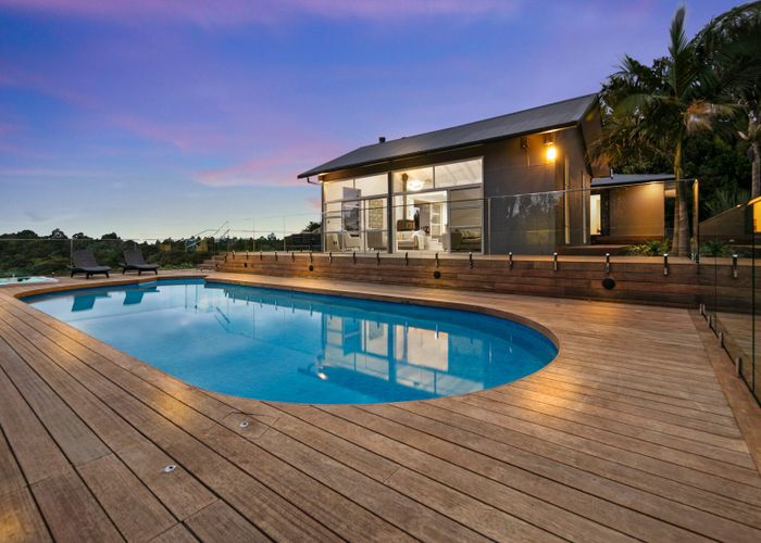  at 91 Mountain Road, Henderson Valley, Waitakere City, Auckland