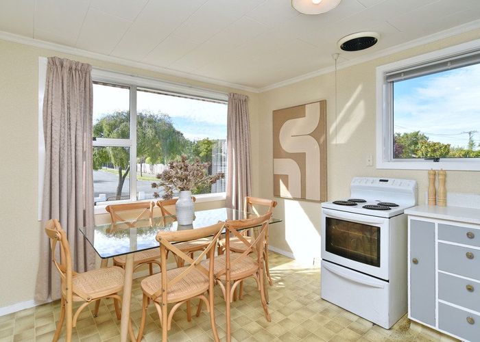  at 9 Oldwood Street, Bishopdale, Christchurch