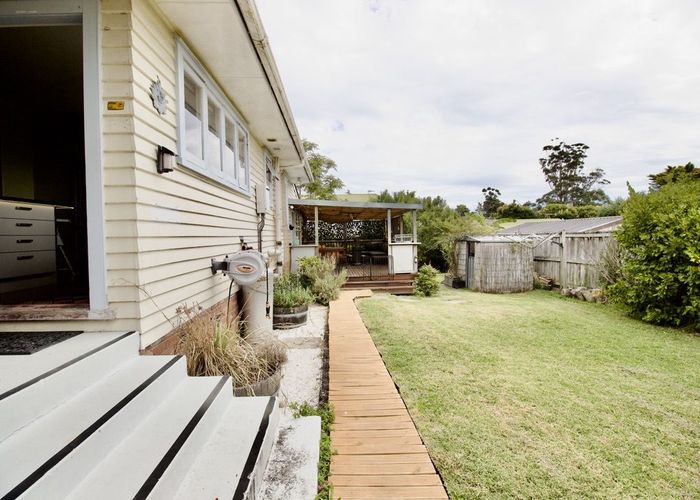  at 62 Tudor Road, Henderson, Waitakere City, Auckland