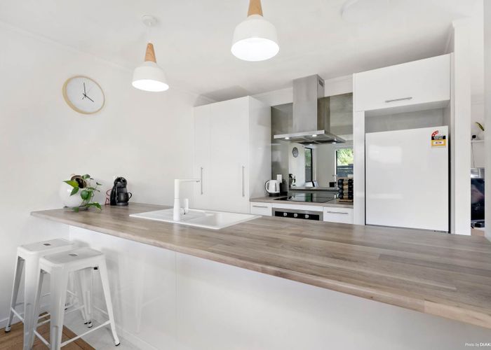  at 1/17 Septimus Place, Henderson, Auckland