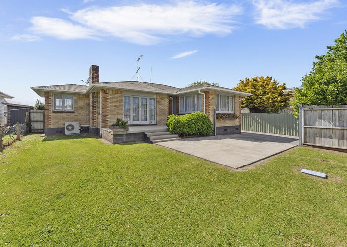  at 9 & 9A Pandora Place, Pakuranga, Manukau City, Auckland