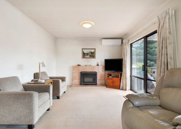  at 37 Chippendale Crescent, Birkdale, Auckland