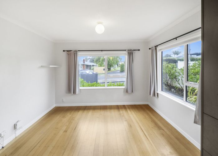  at 28 Wellesley Road, Mangere Bridge, Auckland