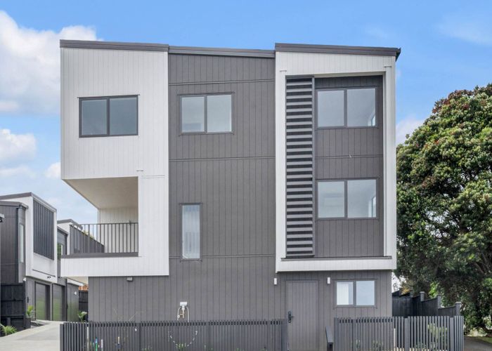  at 24H Great South Road, Manurewa, Manukau City, Auckland