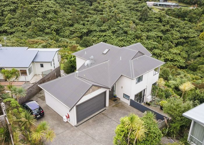  at 114B Redvers Drive, Belmont, Lower Hutt