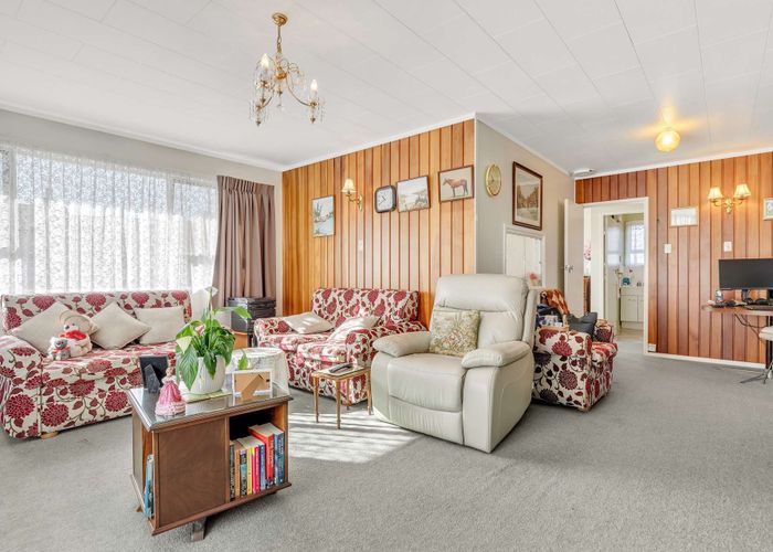  at 90 / 90A Mount View Drive, Mangakakahi, Rotorua, Bay Of Plenty
