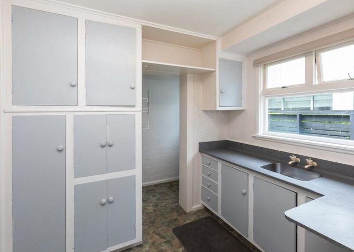  at 2/98 Bealey Ave, City Centre, Christchurch City, Canterbury