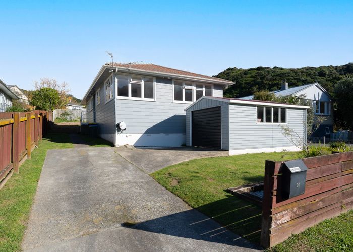  at 91 Rangituhi Crescent, Takapuwahia, Porirua, Wellington