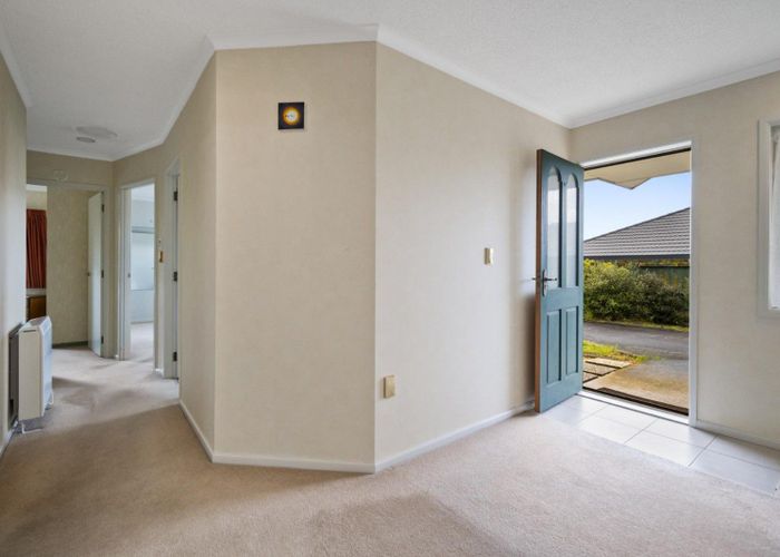  at 8 Shakespeare Way, Kelvin Grove, Palmerston North, Manawatu / Whanganui