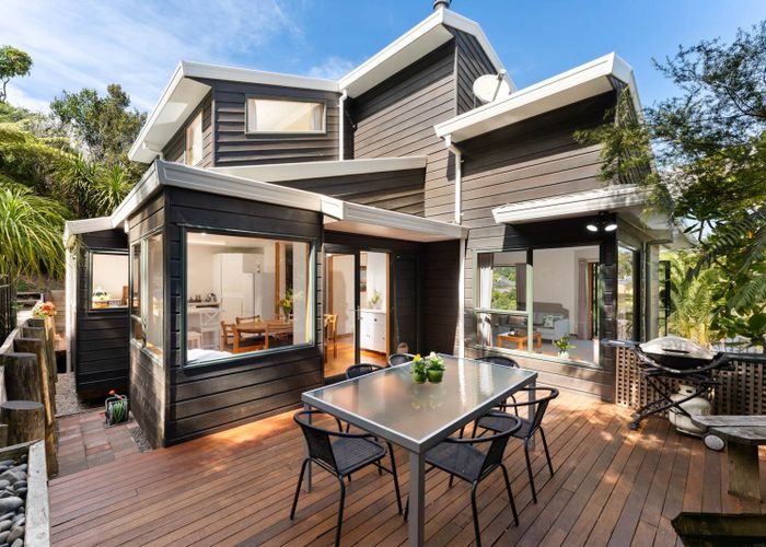  at 5a Gannet Point, Rothesay Bay, North Shore City, Auckland