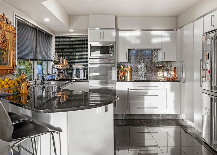  at 16 Highcrest Heights, Westmorland, Christchurch City, Canterbury