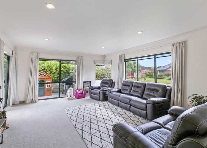  at 32 Summerland Crescent, Papamoa Beach, Papamoa