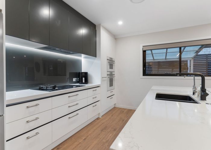  at 17 Reserva Crescent, Kumeu, Rodney, Auckland