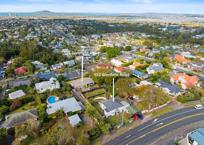  at 133 Glenfield Road, Hillcrest, North Shore City, Auckland
