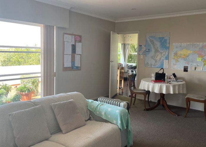  at 129 Forrest Hill Road, Forrest Hill, Auckland