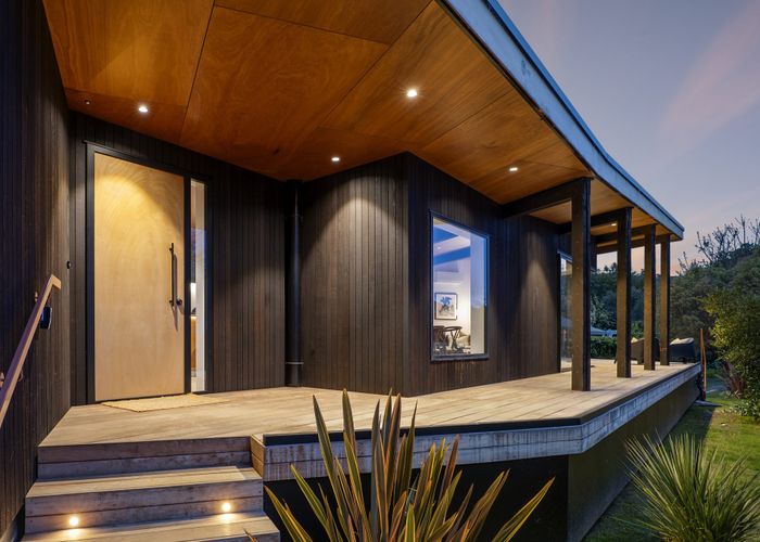  at 148 Esplanade, Sumner, Christchurch City, Canterbury