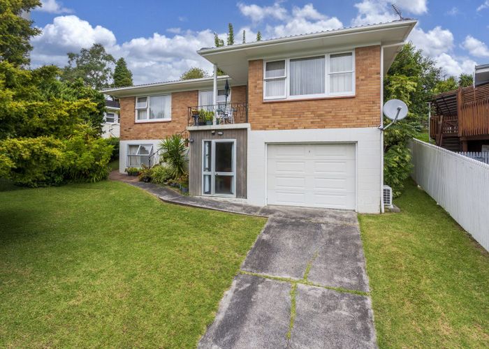  at 4 Ayton Drive, Totara Vale, North Shore City, Auckland