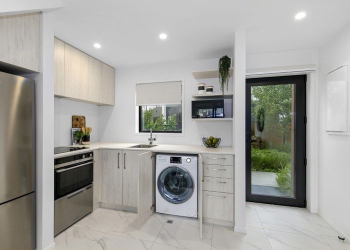  at 5/4 Johnston Grove, Taita, Lower Hutt, Wellington