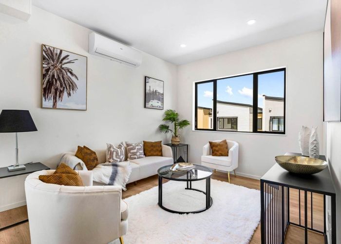  at 2/9 Farringdon Street, Glen Innes, Auckland City, Auckland