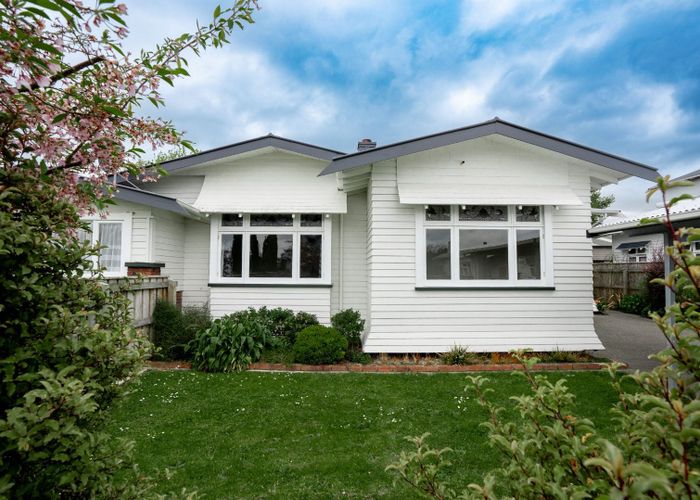  at 24 Aroha Street, Takaro, Palmerston North, Manawatu / Whanganui