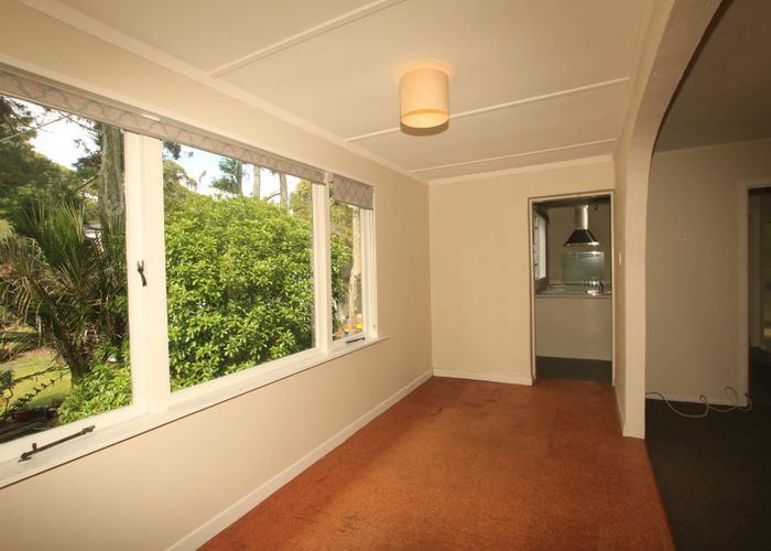  at 2/41 Derwent Crescent, Titirangi, Waitakere City, Auckland