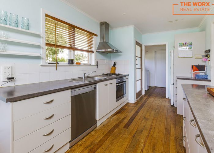  at 24 George Street, Papakura, Papakura