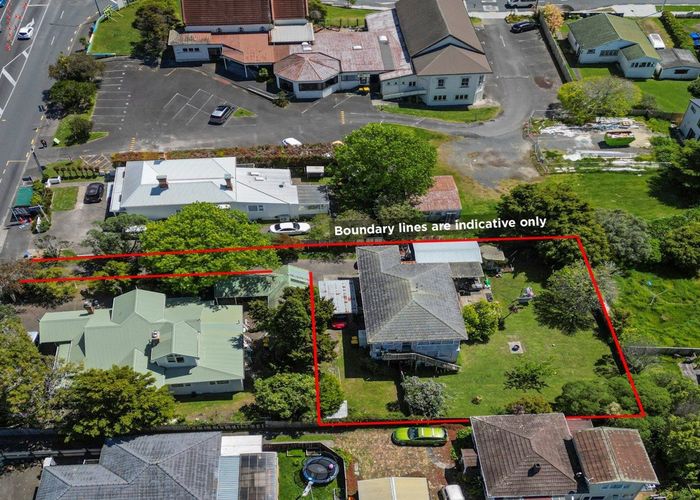  at 233 Onewa Road, Birkenhead, North Shore City, Auckland