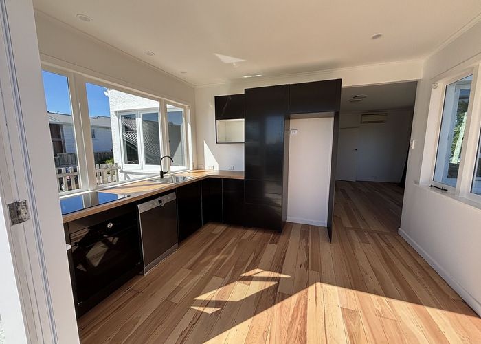  at 15 Pelham Avenue, Point Chevalier, Auckland City, Auckland