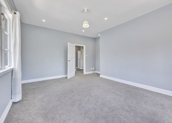  at 25A Torino Street, Point England, Auckland