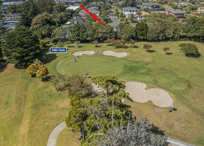  at 33 Oak Manor Drive, Albany, North Shore City, Auckland