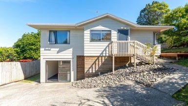  at 14A Tauhara Street, Green Bay, Auckland